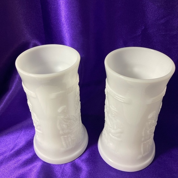 Vintage 2 Federal White Milk Glass Beer Mugs, 1950's Milk Glass Steins - Picture 3 of 7